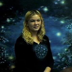 Meet your Posher, Rebecca